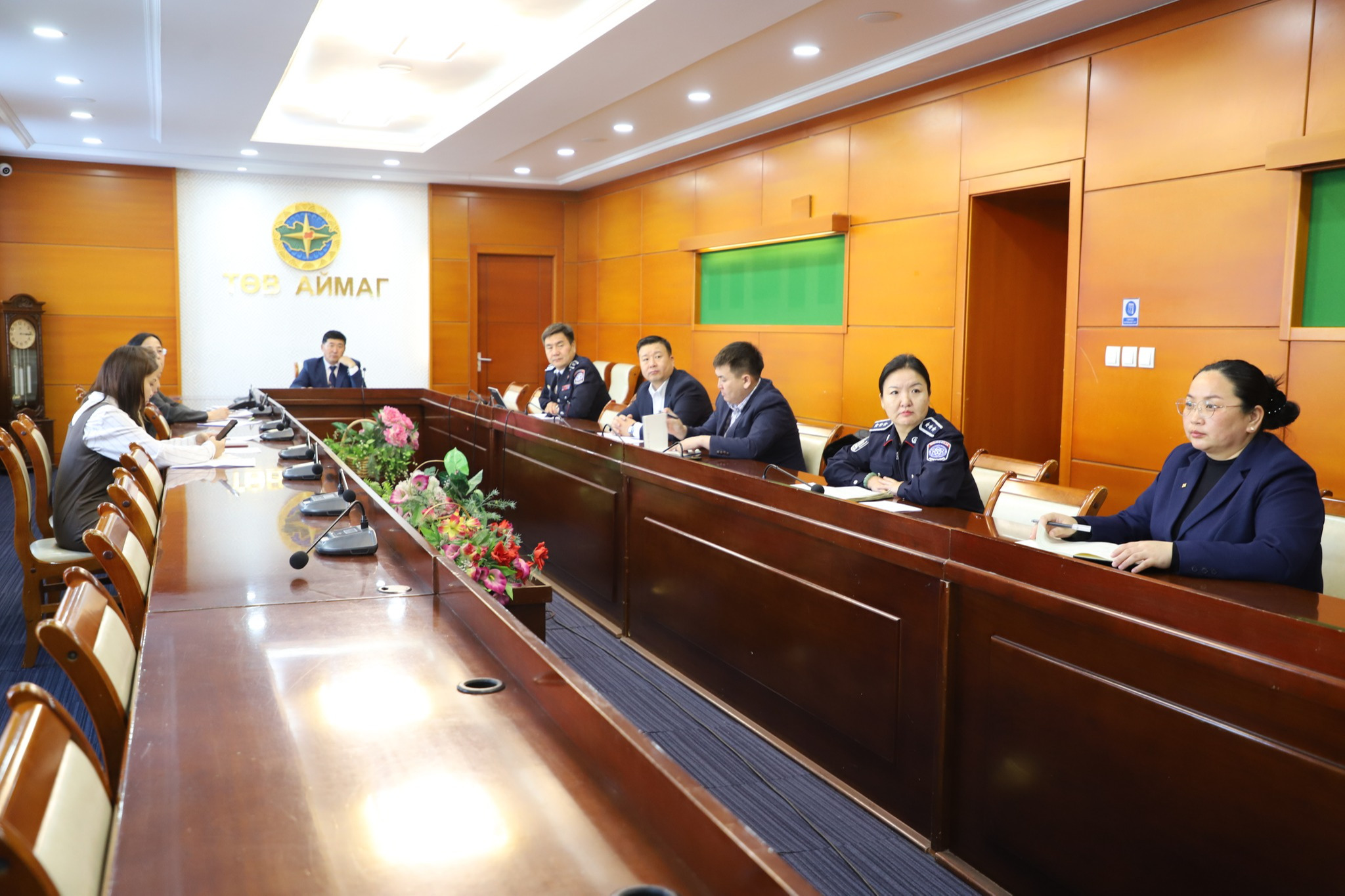 Хууль сахиулах байгууллагуудын шуурхай зөвлөгөөн зохион байгууллаа